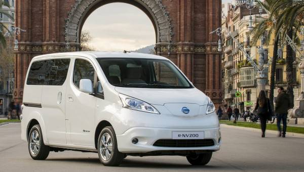 /sites/test_green-car_hu/documents/news/_extra/10/o_nissan-e-nv200_1_20210711220218.jpg