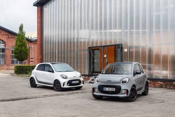 /sites/test_green-car_hu/documents/news/_extra/10/o_smart-fortwo-forfour_20210711213916.jpg
