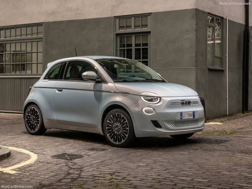 /sites/test_green-car_hu/documents/news/_extra/30/o_Fiat-500_1_20220201152203.jpg