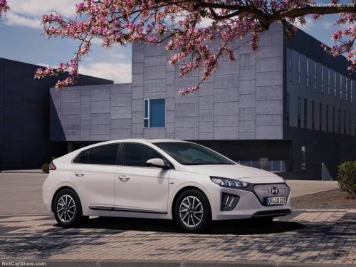 /sites/test_green-car_hu/documents/news/_extra/30/o_Hyundai-Ioniq_Electric_1_20220201152431.jpg