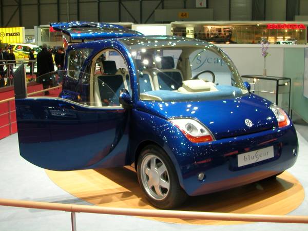 /sites/test_green-car_hu/documents/news/_extra/85/o_Bollore_Blue_Car_20240517143458.jpg