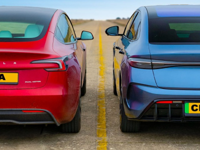 Tesla és BYD párharca: Kinek jár a korona az elektromos autók piacán?