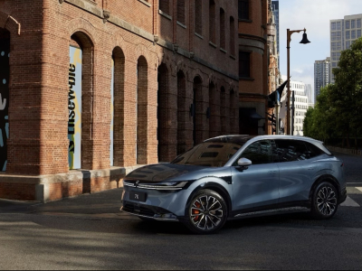 25.000 darabot adott el a Zeekr az új e-autójából 1 hét alatt!